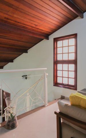 Casa à venda com 320m², 3 quartos e 4 vagas Casa à venda com 320m², 3 quartos e 4 vagasMezanino