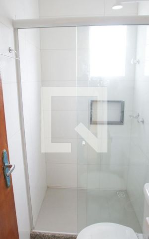 Casa para alugar com 60m², 2 quartos e sem vagaBanheiro da Suíte