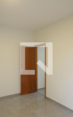 Casa para alugar com 60m², 2 quartos e sem vagaSuíte