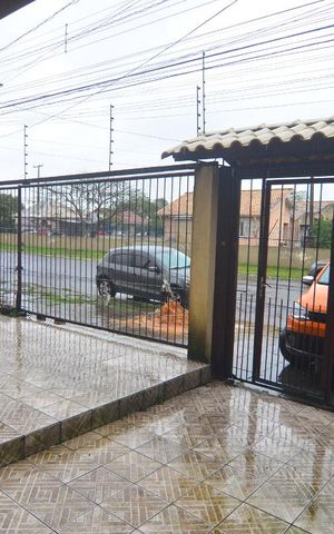 Casa à venda com 176m², 5 quartos e 6 vagasPátio