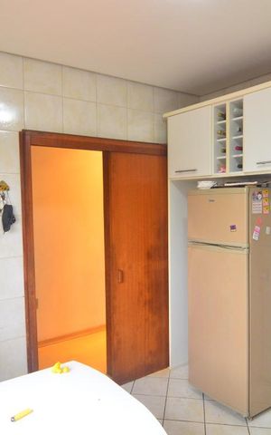 Casa à venda com 176m², 5 quartos e 6 vagasCozinha