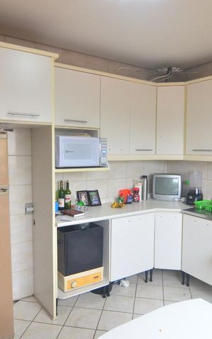 Casa à venda com 176m², 5 quartos e 6 vagasCozinha