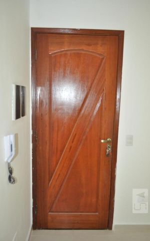 Casa de condomínio para alugar com 51m², 2 quartos e 1 vagaPorta sala
