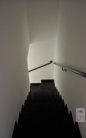 Casa de condomínio para alugar com 51m², 2 quartos e 1 vagaEscada