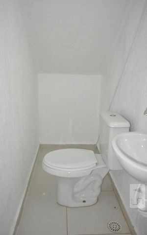 Casa de condomínio para alugar com 51m², 2 quartos e 1 vagaLavabo