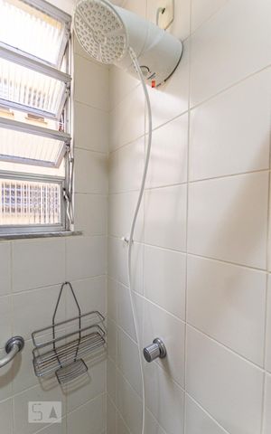 Apartamento à venda com 90m², 3 quartos e 1 vaga Apartamento à venda com 90m², 3 quartos e 1 vagaBanheiro da Suite