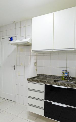 Apartamento à venda com 90m², 3 quartos e 1 vaga Apartamento à venda com 90m², 3 quartos e 1 vagaCozinha