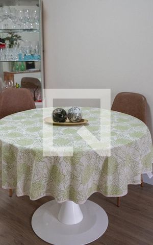 Apartamento à venda com 74m², 3 quartos e 1 vagaSala
