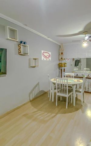 Apartamento à venda com 75m², 2 quartos e 1 vaga Apartamento à venda com 75m², 2 quartos e 1 vagaSala
