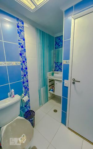 Apartamento à venda com 75m², 2 quartos e 1 vaga Apartamento à venda com 75m², 2 quartos e 1 vagaBanheiro