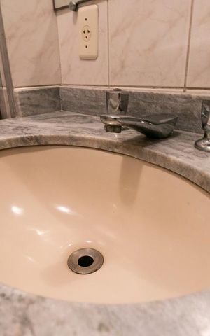 Apartamento para alugar com 60m², 2 quartos e 1 vagaBanheiro 2 - Pia