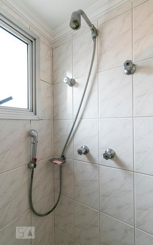 Apartamento para alugar com 60m², 2 quartos e 1 vagaBanheiro da Suíte - Chuveiro