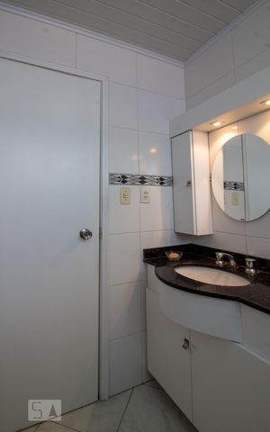 Apartamento para alugar com 82m², 2 quartos e 1 vaga Apartamento para alugar com 82m², 2 quartos e 1 vagaBanheiro