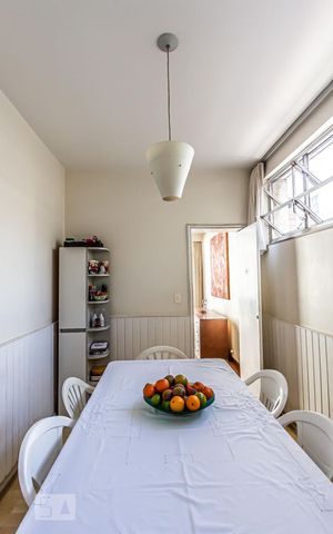 Apartamento à venda com 207m², 4 quartos e 2 vagas Apartamento à venda com 207m², 4 quartos e 2 vagasCopa