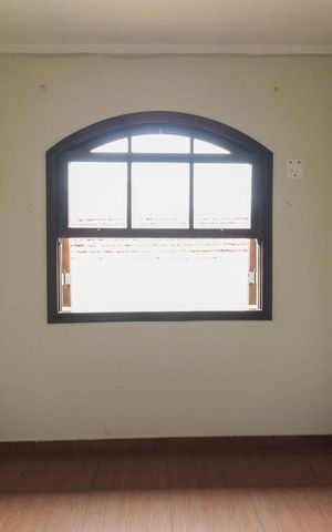 Casa à venda com 170m², 3 quartos e 4 vagas Casa à venda com 170m², 3 quartos e 4 vagasQuarto 1