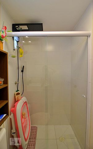 Apartamento à venda com 73m², 3 quartos e 2 vagasBanheiro