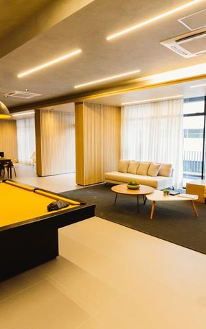Studio à venda com 33m², 1 quarto e sem vaga Studio à venda com 33m², 1 quarto e sem vagaSalão de Jogos