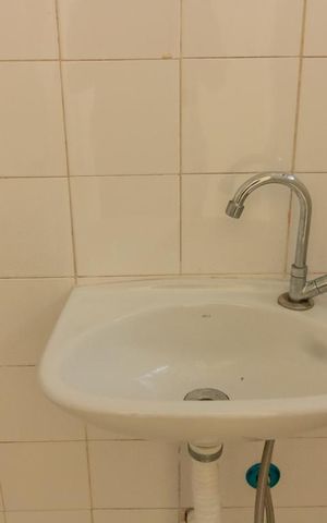Apartamento à venda com 102m², 2 quartos e sem vaga Apartamento à venda com 102m², 2 quartos e sem vagaBanheiro de Serviço