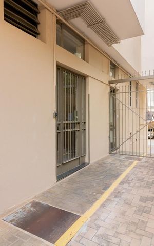 Apartamento à venda com 102m², 2 quartos e sem vaga Apartamento à venda com 102m², 2 quartos e sem vagaPortaria
