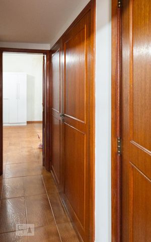 Apartamento à venda com 72m², 2 quartos e 1 vagaCorredor