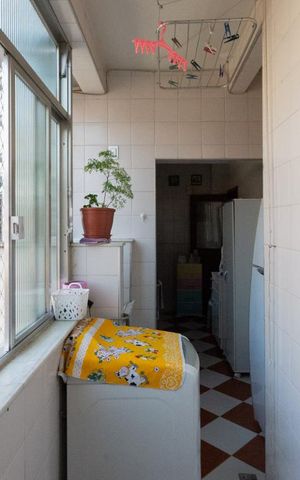 Apartamento à venda com 72m², 2 quartos e 1 vagaCozinha e Área de Serviço