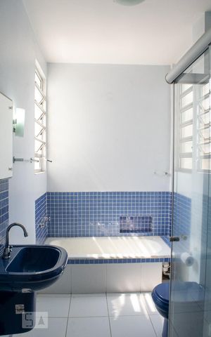 Apartamento à venda com 104m², 3 quartos e sem vaga Apartamento à venda com 104m², 3 quartos e sem vagaBanheiro