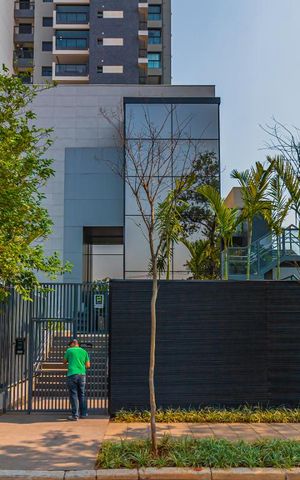 Apartamento para alugar com 62m², 2 quartos e 2 vagas Apartamento para alugar com 62m², 2 quartos e 2 vagasFACHADA