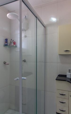 Casa à venda com 180m², 7 quartos e 1 vagaBanheiro Quarto 1 - Suíte