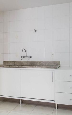 Apartamento para alugar com 350m², 3 quartos e 4 vagas Apartamento para alugar com 350m², 3 quartos e 4 vagasCozinha
