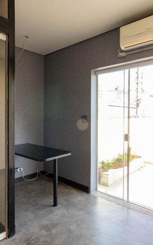 Casa à venda com 220m², 3 quartos e 2 vagas Casa à venda com 220m², 3 quartos e 2 vagasSuíte 3 / Sala de Trabalho 2