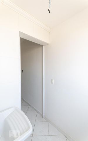 Apartamento para alugar com 65m², 2 quartos e 1 vaga Apartamento para alugar com 65m², 2 quartos e 1 vagaÁrea de Serviço
