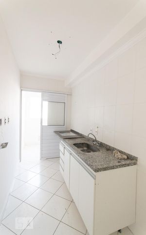 Apartamento para alugar com 65m², 2 quartos e 1 vaga Apartamento para alugar com 65m², 2 quartos e 1 vagaCozinha