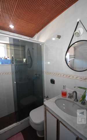 Apartamento à venda com 85m², 3 quartos e 2 vagasBanheiro Social