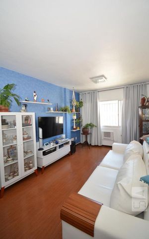 Apartamento à venda com 85m², 3 quartos e 2 vagasSala