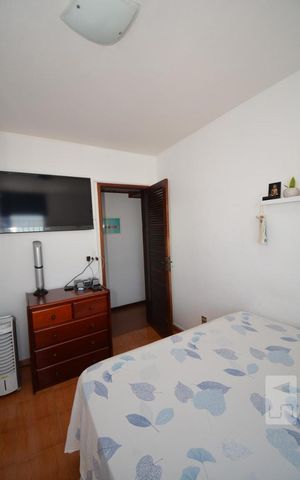 Apartamento à venda com 85m², 3 quartos e 2 vagasQuarto 2