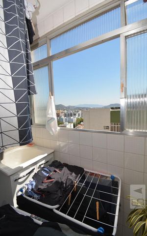 Apartamento à venda com 85m², 3 quartos e 2 vagasCozinha e Área de Serviço