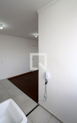 Apartamento à venda com 42m², 2 quartos e 1 vagaÁrea de Serviço