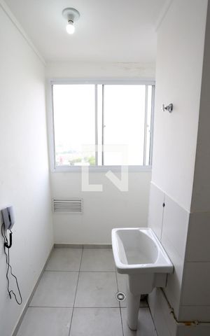 Apartamento à venda com 42m², 2 quartos e 1 vagaÁrea de Serviço