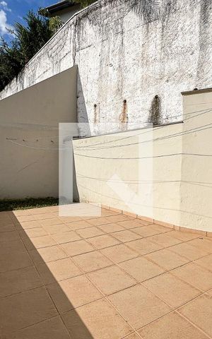 Casa à venda com 230m², 3 quartos e 3 vagasEdícula