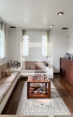 Casa à venda com 230m², 3 quartos e 3 vagasSala 1