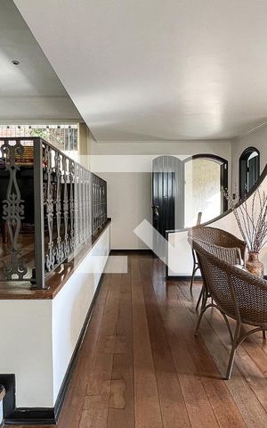 Casa à venda com 230m², 3 quartos e 3 vagasSala 2