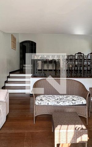 Casa à venda com 230m², 3 quartos e 3 vagasSala 2