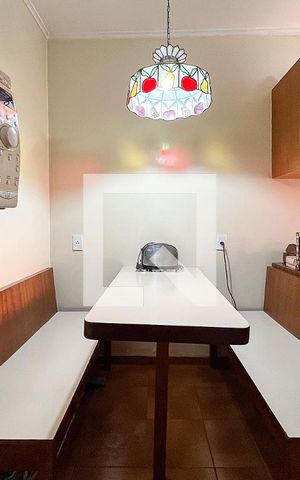 Casa à venda com 230m², 3 quartos e 3 vagasCopa