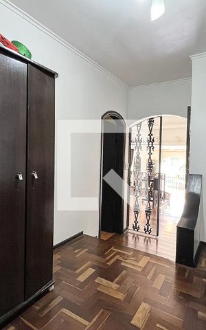 Casa à venda com 230m², 3 quartos e 3 vagasHall