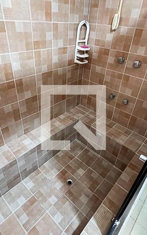 Casa à venda com 230m², 3 quartos e 3 vagasBanheiro do Quarto 3