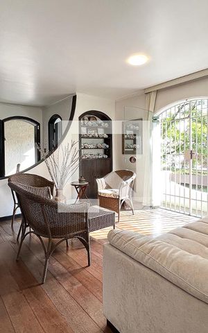 Casa à venda com 230m², 3 quartos e 3 vagasSala 2