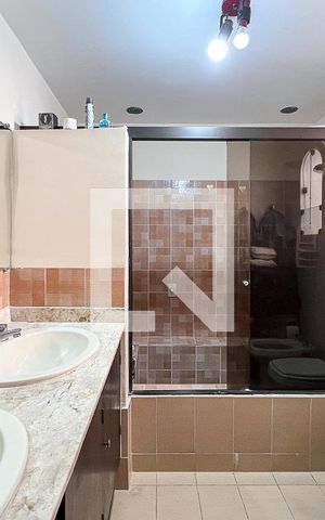 Casa à venda com 230m², 3 quartos e 3 vagasBanheiro do Quarto 3