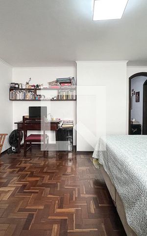 Casa à venda com 230m², 3 quartos e 3 vagasQuarto 3- Suíte
