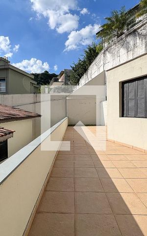 Casa à venda com 230m², 3 quartos e 3 vagasEdícula