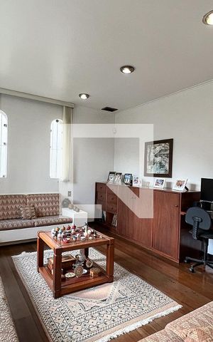 Casa à venda com 230m², 3 quartos e 3 vagasSala 1